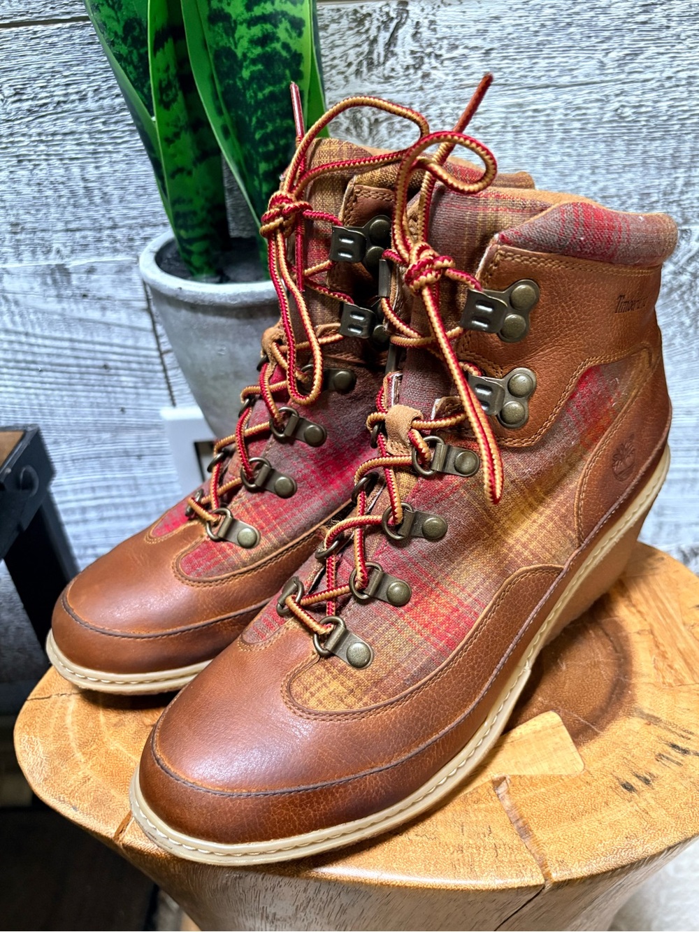 Timberland | Pendleton Collab Leather Wedge Lace-Up Boots - Women's 8/39, Brown